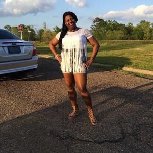 Meet your Posher, Angela